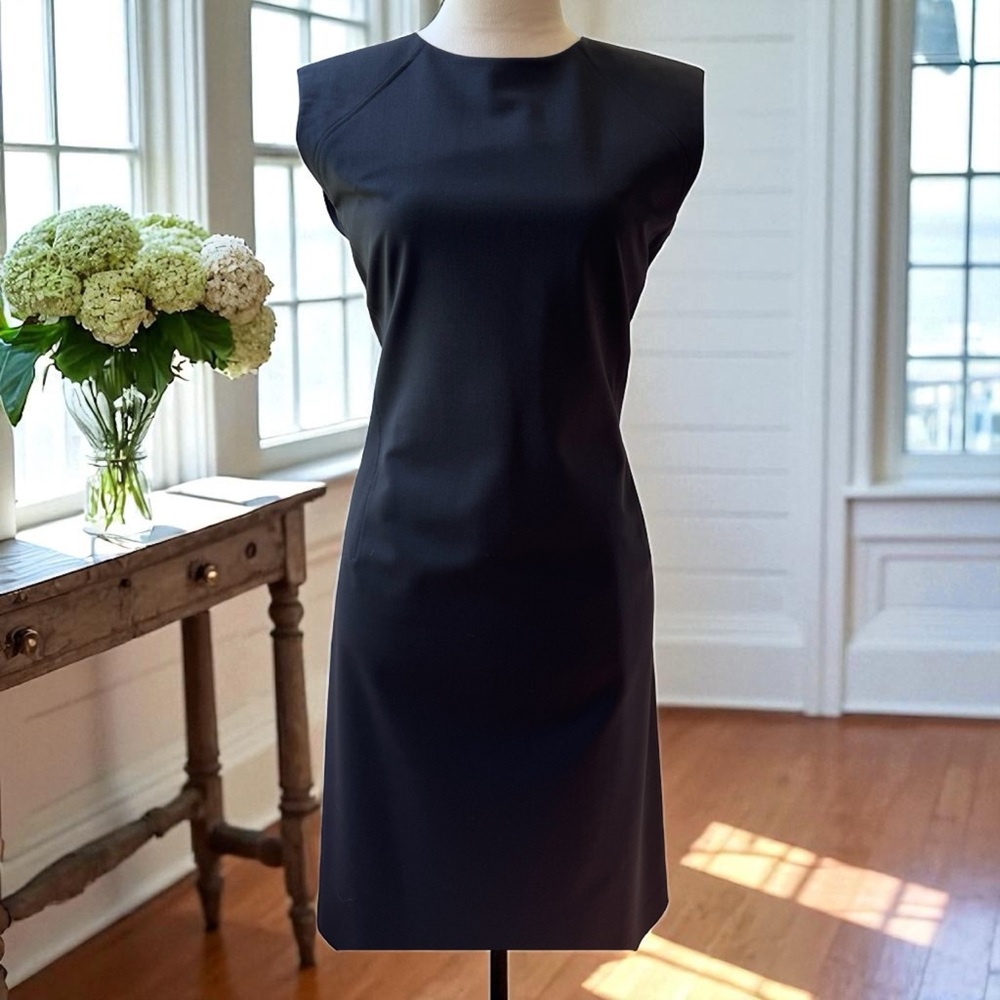 Theory Power Dress in Good Wool. Black Sheath Midi Crew Neck Short Sleeve LNWOT